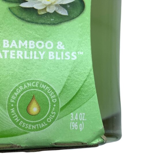 Glade Bamboo & Waterlily Bliss Candle 3.4 Oz Fragrance Infused With Essential O - Picture 5 of 8